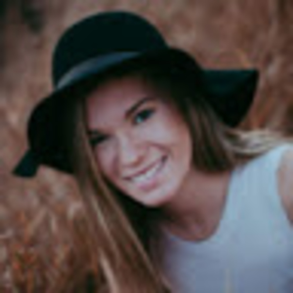 Meet your Posher, Lauren